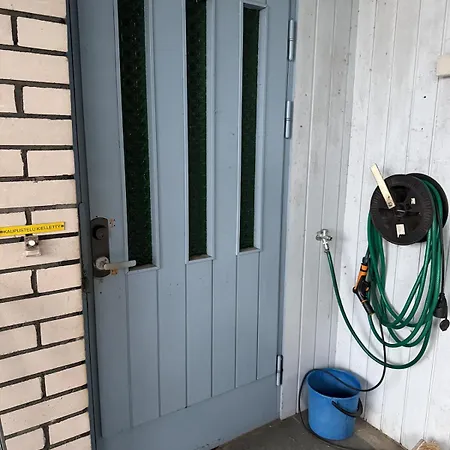Semesterbostad Spacious 3-bedroom House With Sauna In *